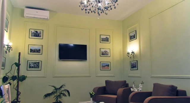 Апартаменты Classic Apartment on Zhukovskoho