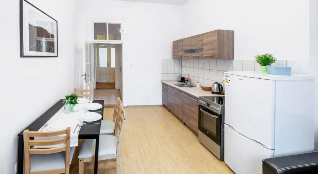 Апартаменты с 3 комнатами Friendhouse Apartments Avenue