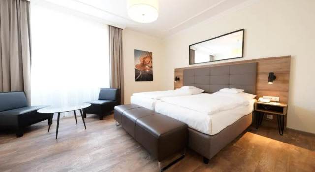 Двухместный номер Deluxe Hotel Bayerischer Hof