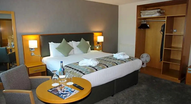 Номер Deluxe Westgrove Hotel
