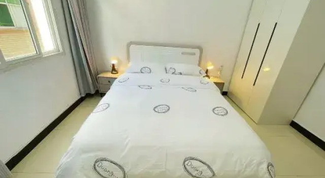 Люкс Deluxe Huazhi City Xingcheng Scenic Homestay (Jinwa Road)