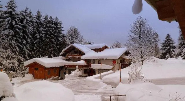 Maurer Ferienwohnungen, Varaa Hotelli Hotellit Baijeri pysäköinnillä, Pysäköinti