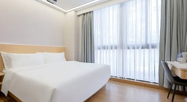 Люкс Encountering your hotel