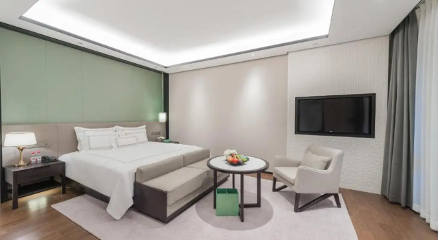Номер Standard с видом на озеро West Lake State Guest House