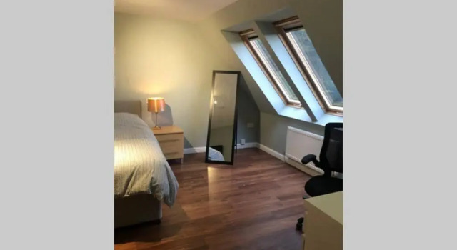 Private Coach House in Gated Residence, Забронировать Отель Отели Центральной Шотландии с парковкой, Парковка