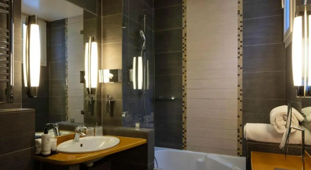 Трёхместный номер Standard с видом на сад Hôtel Regents Garden - Astotel