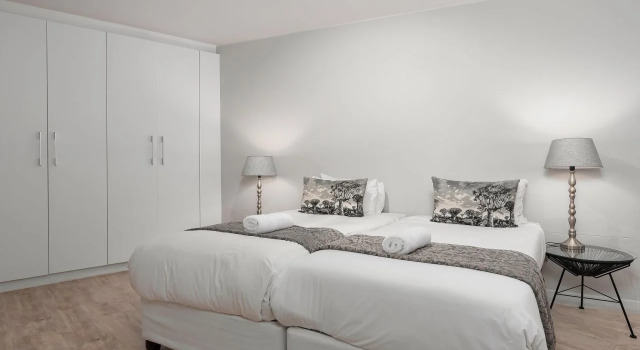 Greenwich Square Luxury Apartments, Забронировать Апартаменты/квартира Апартаменты Кейптауна, рядом с MyCiTi Station Thibault, Апартаменты/квартира