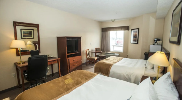 Номер Deluxe Lakeview Inns & Suites - Chetwynd