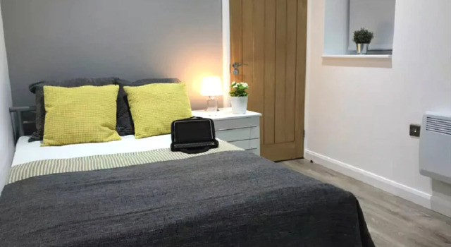 Compton House Serviced Accommodation