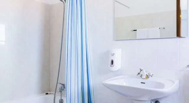 Двухместный номер Standard с балконом Atlantic Lodge