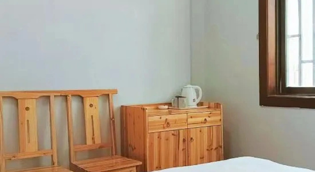 Четырёхместный люкс с 6 комнатами Wujingyuan Chinese Inn