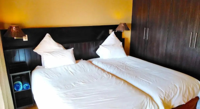 Коттедж Zebula Luxury Lodge