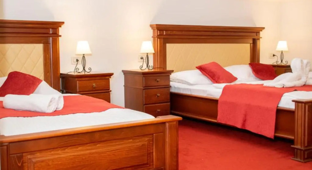 Номер Deluxe Hotel & Restoran Dvorac Gjalski
