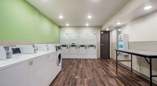 WoodSpring Suites Tampa Airport North Veterans Expressway