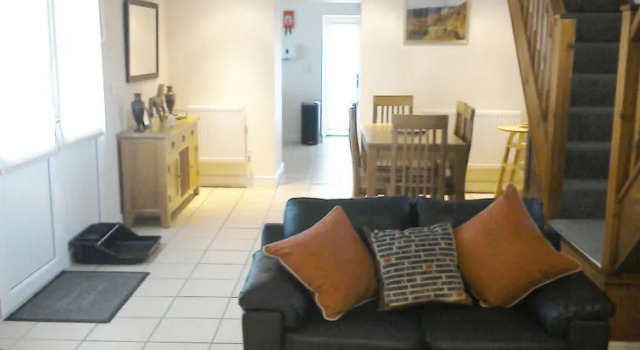 Holiday Home Cieline, Забронировать Отель Отели Понтардауэ с парковкой, Парковка