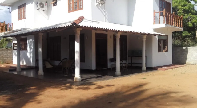 Hotel  Whitehouse