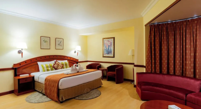 Люкс City Palace Hotel