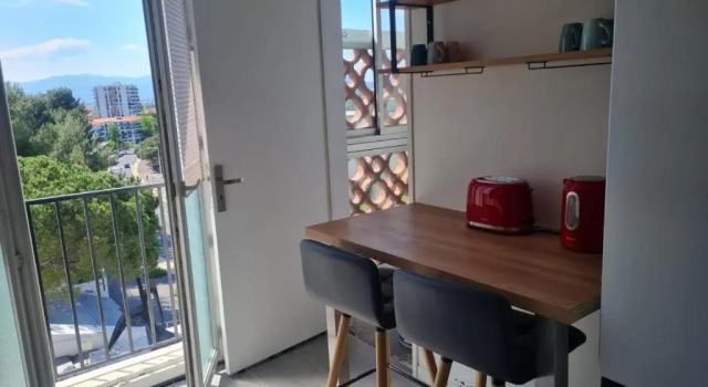 Escapade Montesquieu, Rezerwuj Hotel Hotele w Perpignan z parkingiem, Parking