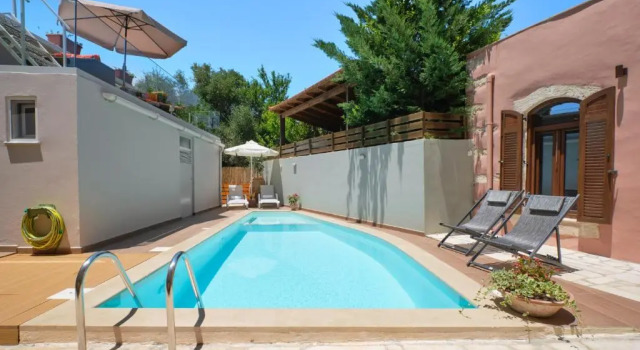 Вилла Chara Villas with 20m2 swimming pool-BBQ