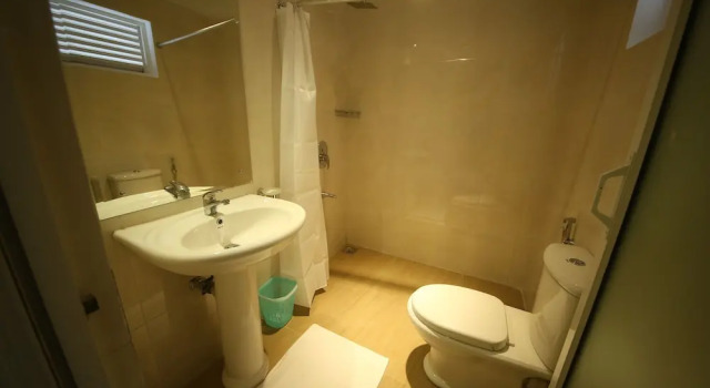 Vista Kingston, Забронировать Отель Отели Западной провинции 3 звезды, 3*