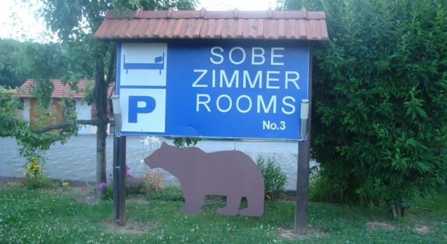 Rooms Ivan, Book Hotel Hoteller i Karlovac county med parkering, Parkering