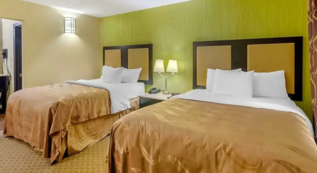 Suite Quality Inn