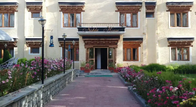 Noble House