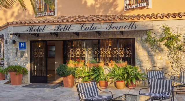 Hotel Petit Cala Fornells