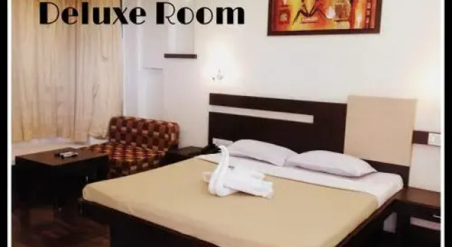 La Shimmer Resort, Varaa Lomakeskus Hotellit New Delhi uima-altaalla, Uima-allas