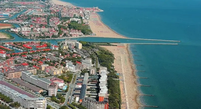 Апартаменты Relax in our Seaview Flat