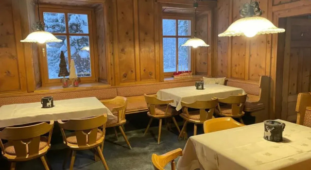Guesthouse Glacier Rock, Забронировать Отель Пейо Фонти Валь-ди-Соле