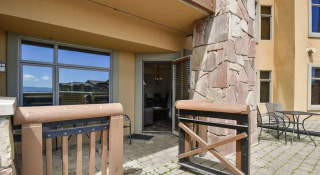 Двухместный номер Superior с красивым видом из окна Unequalled Ski in Out, Next to Gondola, Sundial hotel room, Pool, Hot tub, Condo Nast Winner C316A