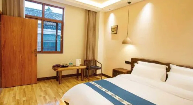 Люкс Lingxi Homestay Hotel (Chenzhou Yuhou Street Branch)