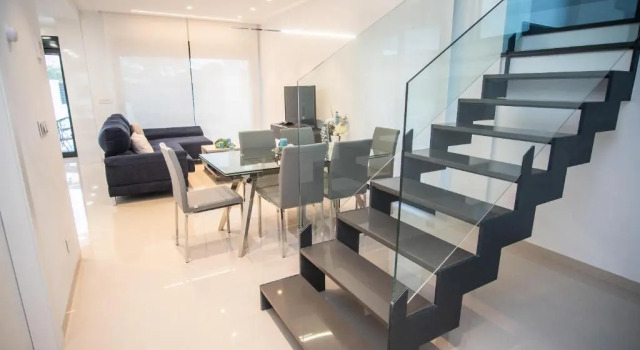 Вилла Deluxe Villa Deluxe La Marina Beach