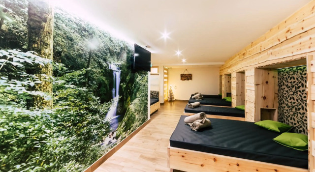 Wellness- und Wohlfühlhotel Waldeck, Varaa Hotelli Hotellit Baijeri pysäköinnillä, Pysäköinti