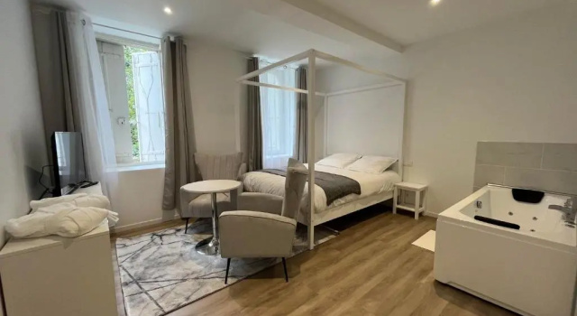 Suite Privee Riquet - Balneo - Romantique