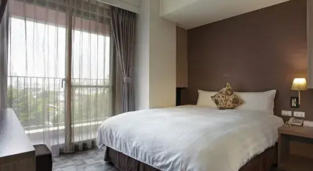 Standardowy dwuosobowy pokój Micasa Hotel