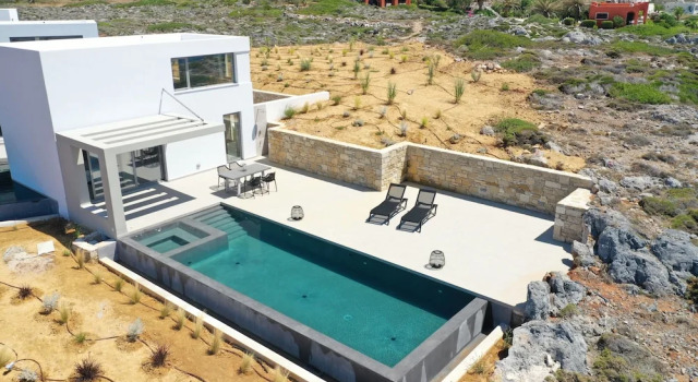 Полулюкс Luxury Отель Kavos