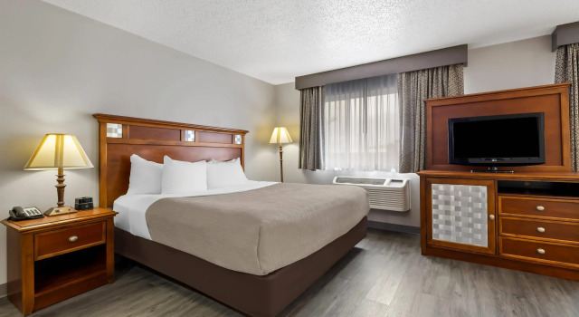 Двухместный люкс Quality Inn near Monument Health Rapid City Hospital
