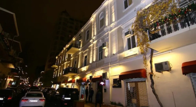 Nizami Street Hostel, Book Hostel / Vandrerhjem Hostels i Baku, nær Freedom Square, Hostel / Vandrerhjem
