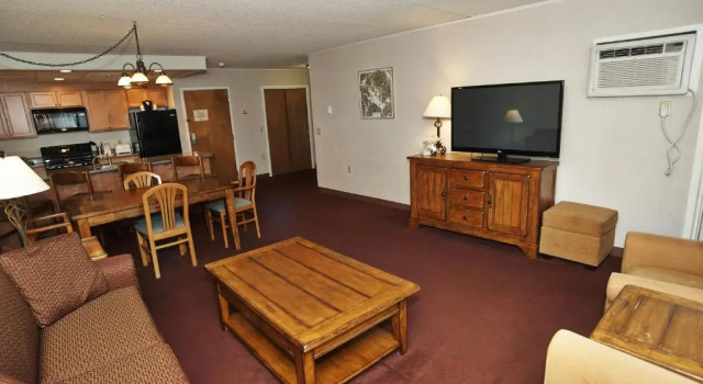 Люкс с видом на горы Fireside Inn & Suites Gilford