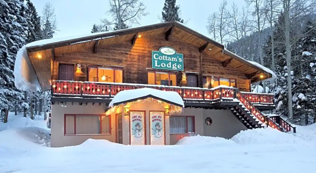 Cottams Lodge by Alpine Village Suites, Buchen Sie Hotel Wheeler Peak Wilderness Area New Mexico
