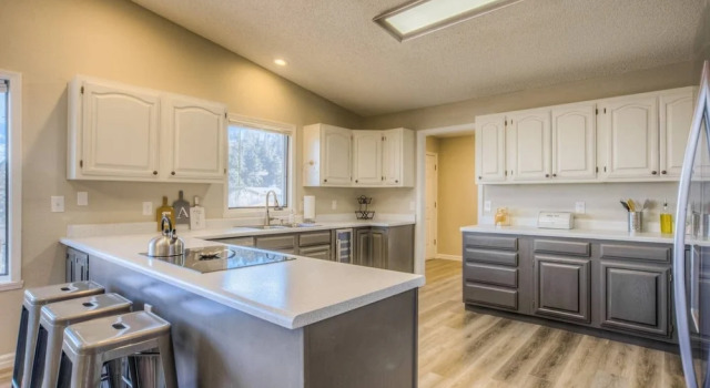 Коттедж Mountain Viewsclose to Townhot-tubpet-friendly5 BR