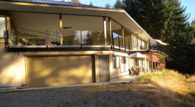Collins House B&B, Réserver Chambre d'hôtes Salt Spring Island Îles Gulf