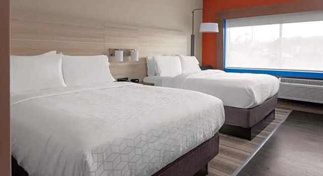 Номер Deluxe Holiday Inn Express & Suites Wilmington West - Medical Park by IHG