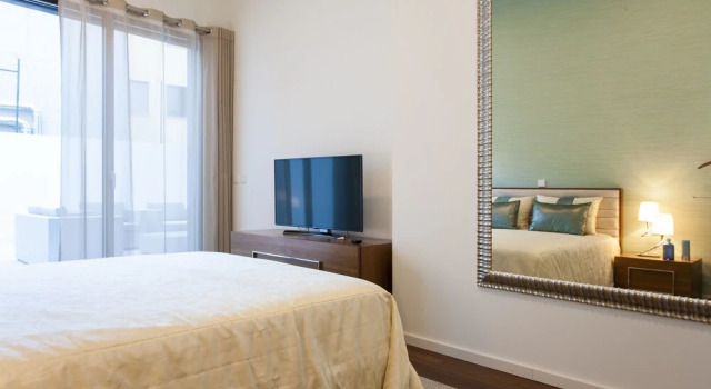 Marques Terrace Deluxe Apartment Rentexperience