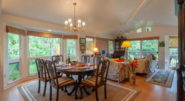 Villas of Kamalii 37-stately townhouse with AC, by golf, with pool, BBQ, hot tub