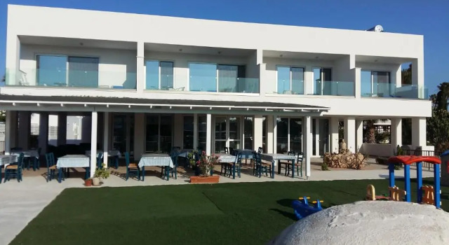 Апартаменты Superior Christophers Sandy Beach Suites