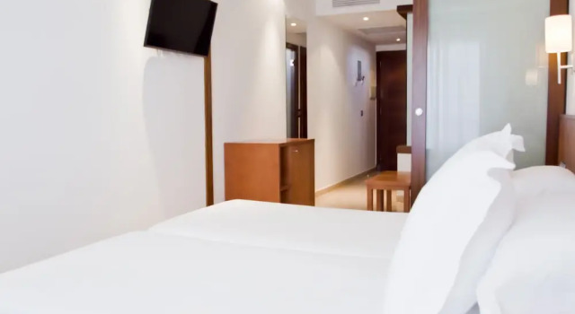 Двухместный номер Superior с балконом Hotel Jeni & Restaurant