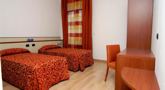 Standard Dreier Zimmer Hotel Eolo